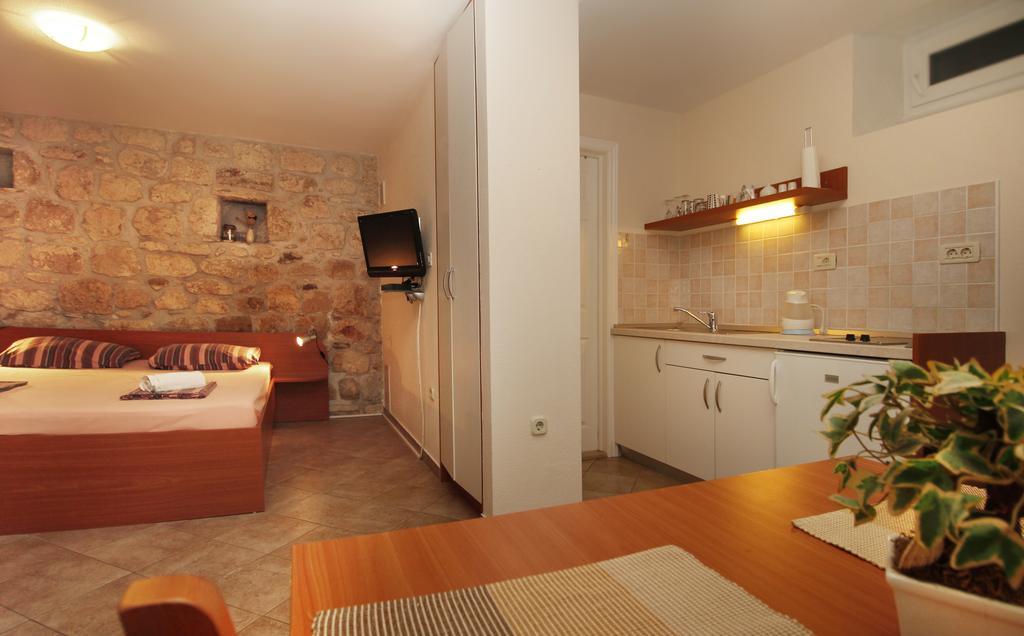 Apartments Caralipeo Makarská Pokoj fotografie